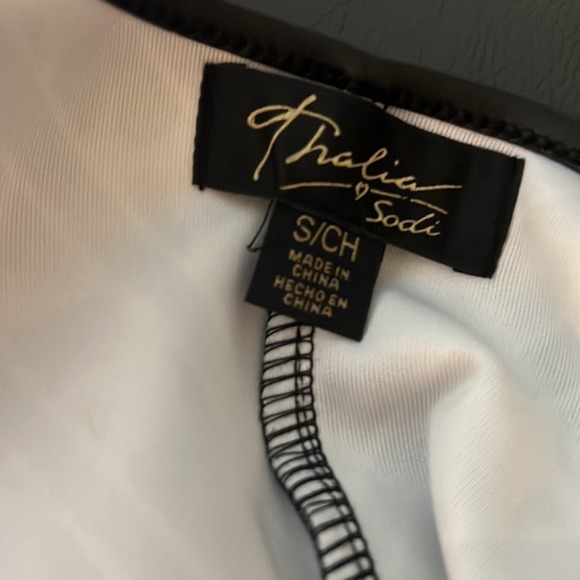 Thalia Sodi Sleeveless Dress Size Small - Picture 4 of 5